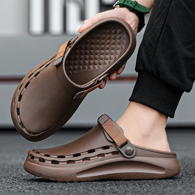 Quick-Dry EVA Solid Color Mens Sandals Fashion Trendy Lightweight Outdoor Travel Essentials Beach Shoes Casual Men’s Slippers