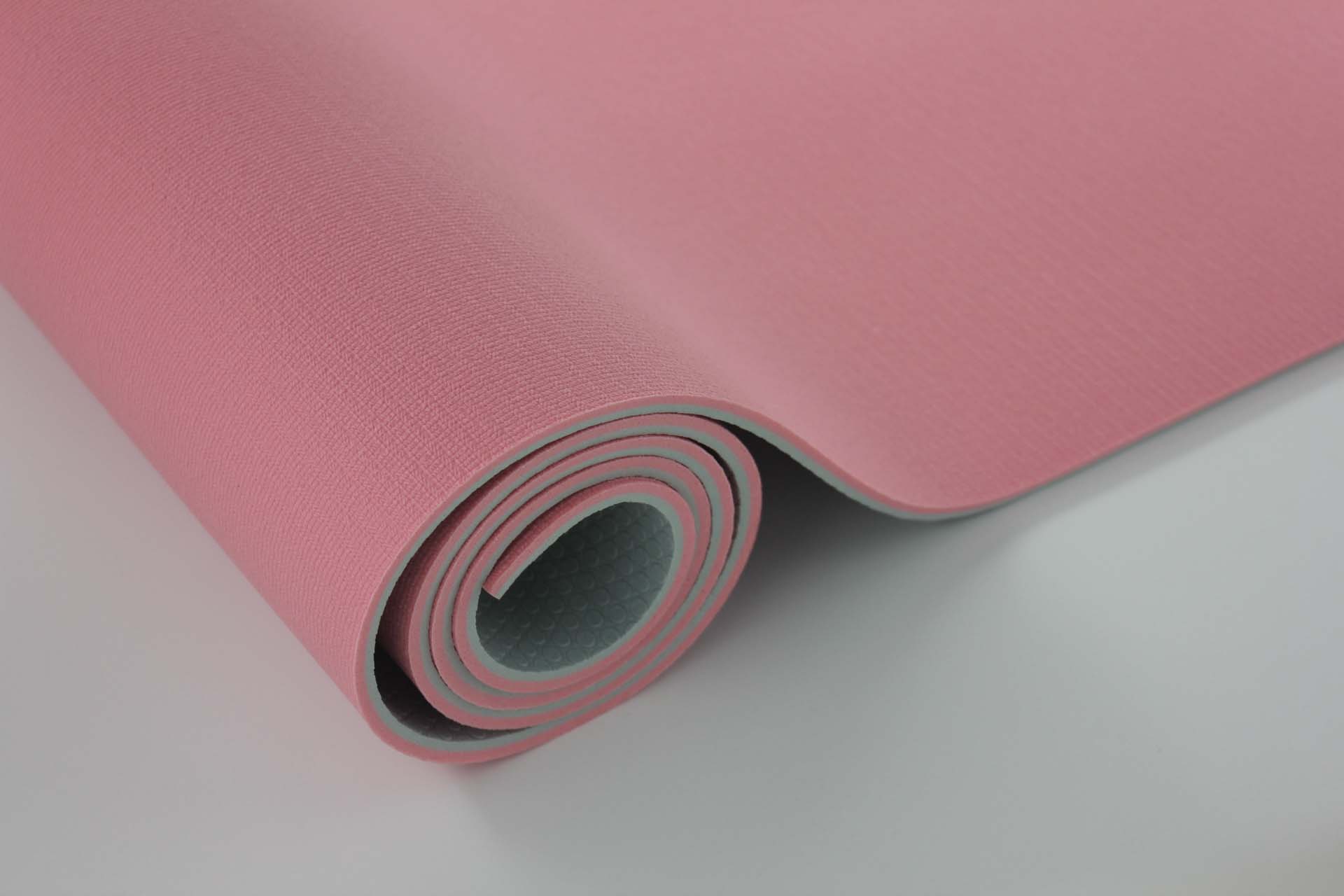 uv20704 5 PVC yoga mat two tone color, bottom pattern - UnivFitness