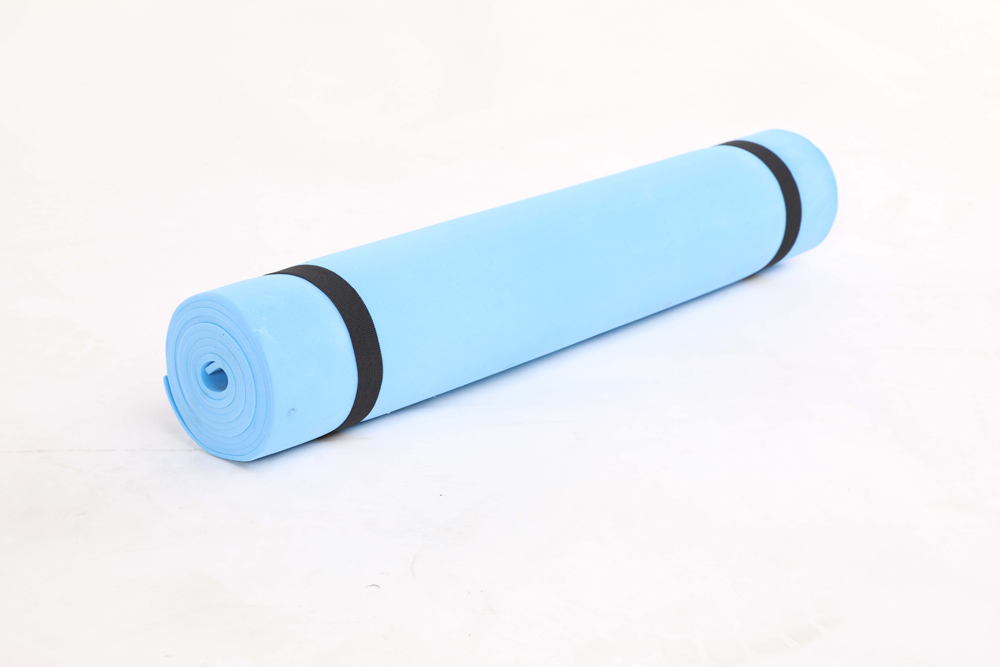 uv21101 4 1 XPE camping mat - UnivFitness