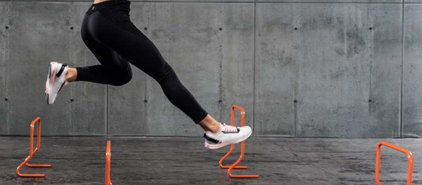 uv30902 speed agility training Training hurdle - UnivFitness