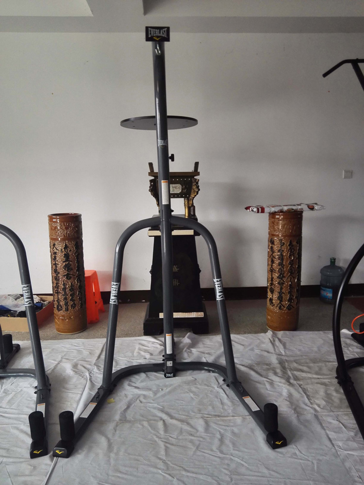 dav Boxing punching bag rack - UnivFitness