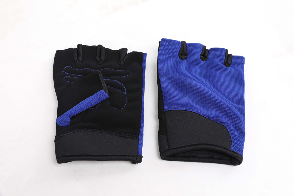 uv70125 2 Training gloves (UV70125) - Strength & Home Gym - view 2 - UnivFitness