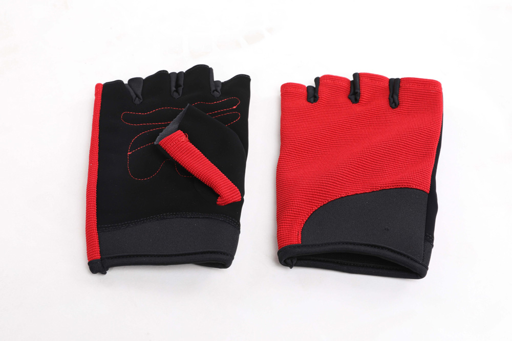 uv70125 4 Training gloves (UV70125) - Strength & Home Gym - view 4 - UnivFitness