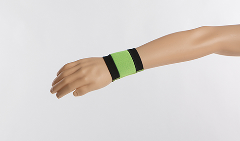 护具 2 Wrist support - UnivFitness